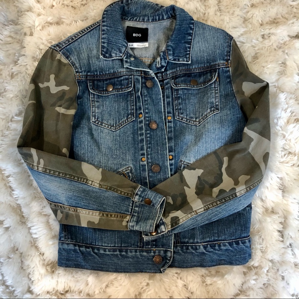 Uo Urban Outfitter Bdg Denim And Camo Jacket - image 1